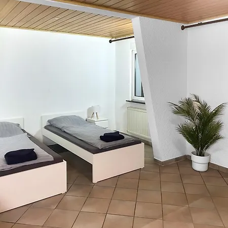 Bookandstay24 2 Zimmerwohnung Mit Kueche Und Terrasse Bei Darmstadt, Frankfurt, Rheinmain Gebiet Appartement