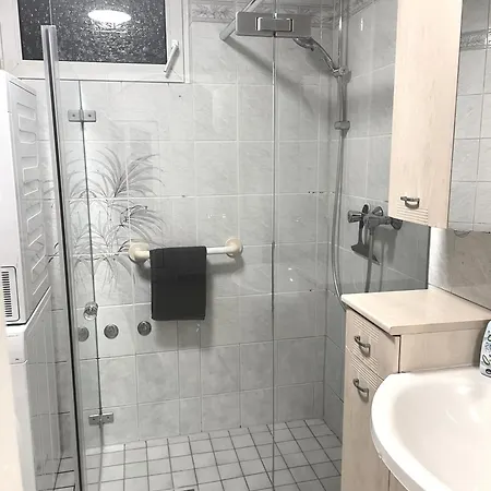 Bookandstay24 2 Zimmerwohnung Mit Kueche Und Terrasse Bei Darmstadt, Frankfurt, Rheinmain Gebiet Apartmán Groß-Zimmern