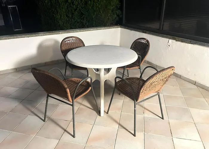 Bookandstay24 2 Zimmerwohnung Mit Kueche Und Terrasse Bei Darmstadt, Frankfurt, Rheinmain Gebiet * Gross-Zimmern